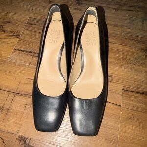 Naturalizer Black Leather Heels